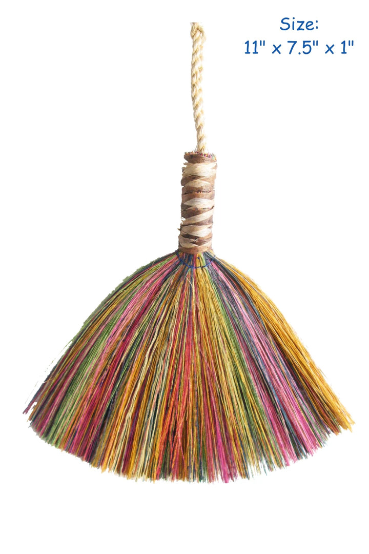 Planet Pleasures Rainbow Preening Fan Bird Toy – Small