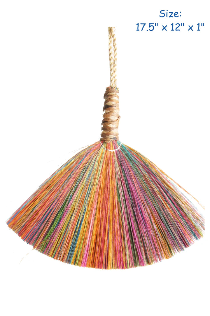 Planet Pleasures Rainbow Preening Fan Bird Toy – Large